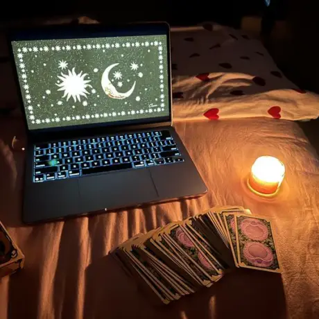 45-Minute Tarot Session — Video Call