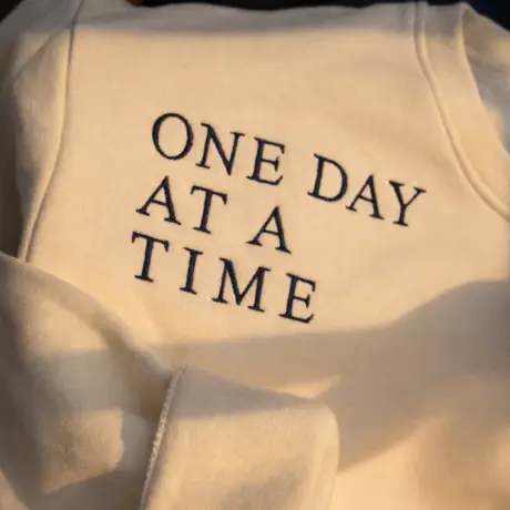 One day at a time - Cream